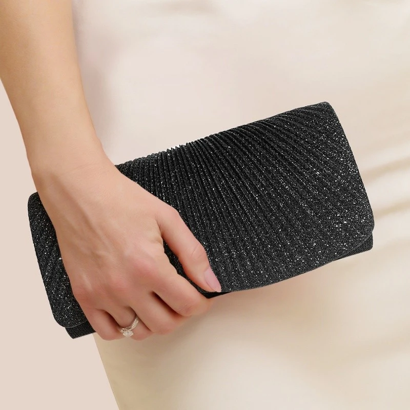 black clutch purse